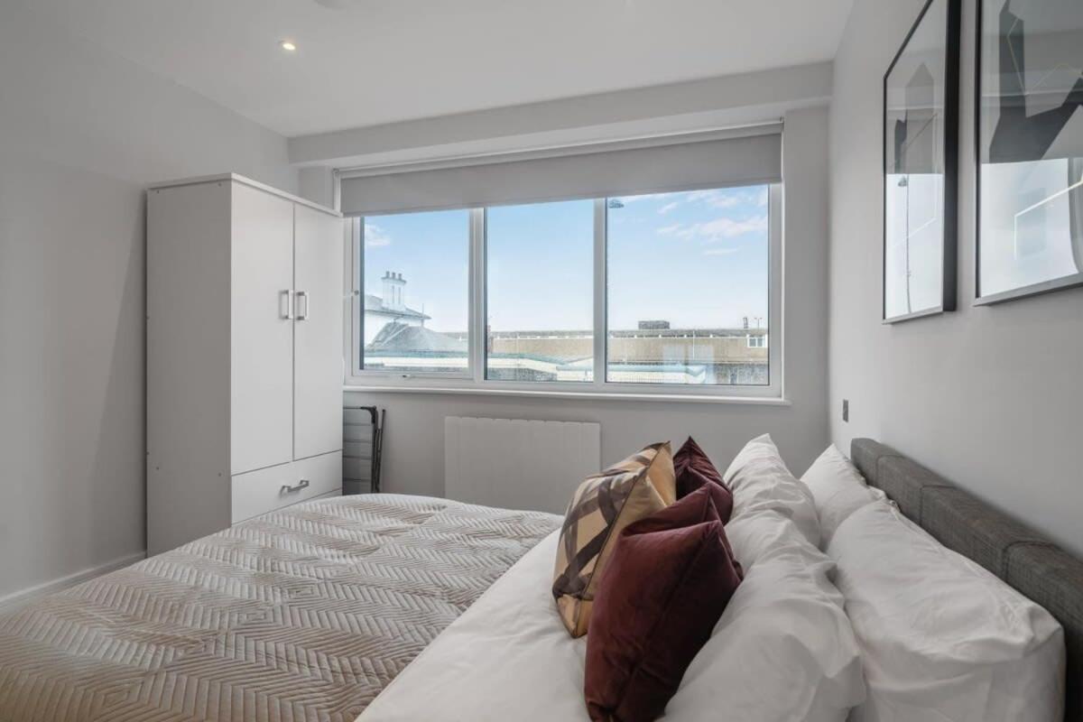Lovely 1 Bedroom Apartment In The Heart Of Истли Экстерьер фото